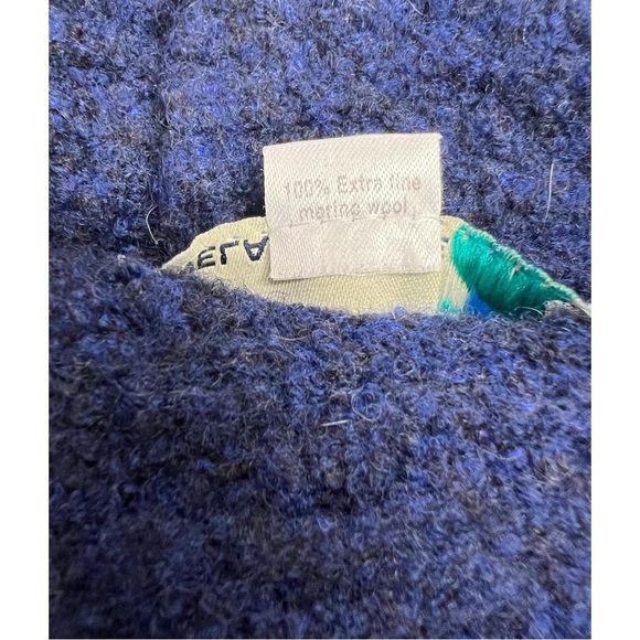 Vintage Irish Wool Scarf - Picture 3 of 3